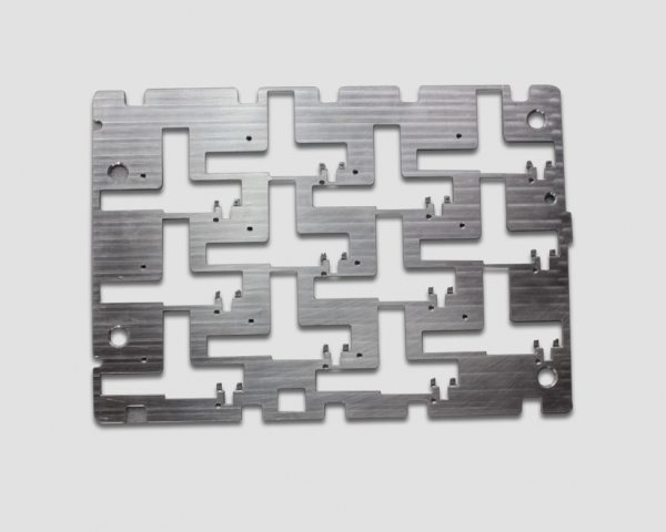 電子配件CNC精（jīng）密加工