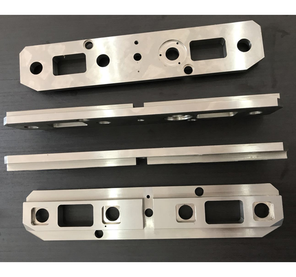 CNC精密（mì）機械（xiè）加工